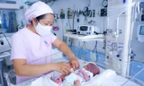 Tăng huyết áp ác tính thai kỳ, mẹ con sản phụ nguy kịch