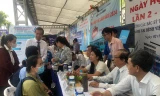 Bệnh viện 'khát' bác sĩ tại ngày hội việc làm