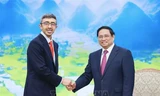 Thủ tướng Phạm Minh Chính tiếp Bộ trưởng Ngoại giao UAE Sheikh Abdullah bin Zayed Al Nahyan. (Ảnh: TTXVN)
