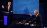 Hai ông Trump và Biden trong cuộc tranh luận năm 2020 ở Cleveland. (Ảnh: AP)