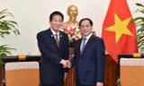 Bộ trưởng Ngoại giao Bùi Thanh Sơn tiếp Đại sứ đặc biệt Nhật Bản – Việt Nam Sugi Ryotaro. (Ảnh: Mofa)