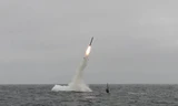 Tàu ngầm USS Annapolis (SSN 760) phóng một tên lửa Tomahawk trên vùng biển California năm 2018
