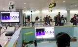 Cận cảnh quy trình kiểm dịch virus corona ở sân bay Tân Sơn Nhất