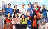Sôi nổi đêm nghệ thuật 'Thanh niên Việt Nam - Khát vọng hùng cường' chào mừng Hội báo toàn quốc