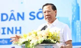 Chủ tịch TPHCM muốn hoàn thành mục tiêu ‘công dân số’ trước Tết