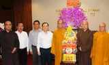 Lãnh đạo TPHCM chúc mừng Phật đản đến chức sắc, tăng ni 