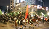 Sôi động màn diễu hành kỵ binh trên đường phố TPHCM