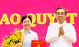 Trao quyết định của Ban Thường vụ Thành ủy TPHCM về công tác cán bộ