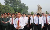 Lãnh đạo TPHCM dâng hương tưởng nhớ các Anh hùng liệt sĩ