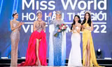 Chung kết Miss World Vietnam 2022 để lại ấn tượng với đoàn Miss World thế giới