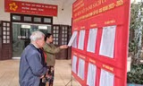 Cử tri thị xã Sơn Tây tìm hiểu phương án sát nhập địa giới hành chính để đóng góp ý kiến