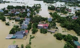 24 thôn xóm tại huyện Chương Mỹ vẫn bị ngập do mưa lũ