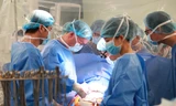 Lần đầu tiên Việt Nam ghép tim nhân tạo