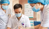 Bệnh di truyền hiếm gặp khiến bệnh nhân biến dạng miệng, mất hết răng, da toàn thân trợt loét