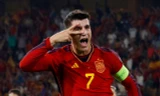 Morata tỏa sáng giúp Tây Ban Nha đánh bại Scotland