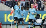 Frimpong và Grimaldo tỏa sáng mang về chiến thắng cho Leverkusen.