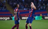Lewandowski ăn mừng bàn thắng