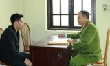 Nghi phạm ra đầu thú tại cơ quan công an - Ảnh: Công an tỉnh Hà Nam cung cấp
