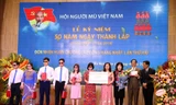 Tặng 1000 điện thoại '9999 hy vọng' giúp người khiếm thị ‘nhìn thấy cả thế giới’