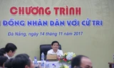 Ông Nguyễn Nho Trung, Phó chủ tịch HDND TP Đà Nẵng chủ trì chương trình HĐND với cử tri sáng nay. 