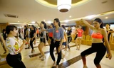 Thí sinh Hoa hậu Việt Nam lập nhóm hỗ trợ nhau luyện vũ đạo