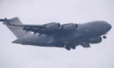 Một tiếng đồng hồ, 3 ‘ngựa thồ’ C-17 Mỹ hạ cánh xuống Đà Nẵng