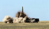 Sức mạnh tên lửa Iskander-M chĩa sang Trung Quốc