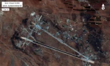 Căn cứ không quân Shayrat của Syria chụp từ vệ tinh. Ảnh: Reuters