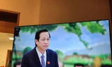 Bộ trưởng Đào Ngọc Dung trả lời chất vấn sáng 18/4