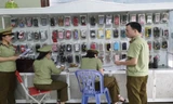 Thị trường ngày 28/9: Phạt 70 triệu đồng cửa hàng kinh doanh linh kiện điện thoại giả mạo