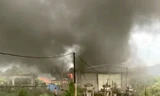 Cháy lớn kho lúa giống ở Quảng Nam, cột khói bốc cao hàng chục mét
