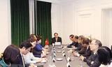 Thủ tướng Phạm Minh Chính làm việc với Đại sứ Việt Nam tại các nước châu Âu. (Ảnh: Dương Giang/TTXVN)