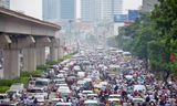 [ẢNH] Hà Nội tắc đường, người dân 'chôn chân' hàng km