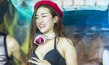 DJ Trang Moon mặc bikini, hội ngộ Đông Nhi tại Hà Nội