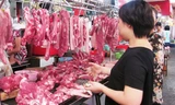Nguy cơ tiếp tục dư thừa thịt lợn từ nay đến cuối năm
