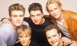 Vé chợ đen xem Westlife tại TPHCM cao 'cắt cổ'
