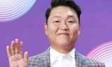 Psy liên tục xin lỗi khán giả