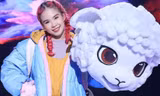 Cừu Bông chính là Khởi My, ký ức 9X ùa về với hit 'Người yêu cũ'