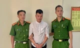 Bắt đối tượng trốn truy nã dưới vỏ bọc hướng dẫn viên du lịch