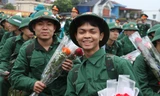 Hàng ngàn tân binh ở Hòa Bình, Khánh Hòa lên đường nhập ngũ 