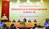 Thủ tướng Nguyễn Xuân Phúc phát biểu khai mạc Hội nghị toàn quốc về sắp xếp, đổi mới DNNN. 
