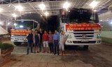 Xe chở hàng cứu trợ chạy suốt đêm để đến miền Trung