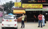 Đưa Phú đi thục nghiệm hiện trường vụ trộm ví trong taxi