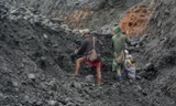 Sập mỏ đá quý, hơn 50 người có thể đã thiệt mạng