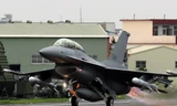 Máy bay F-16V của Không quân Đài Loan cất cánh trong một cuộc tập trận hồi tháng 5. Ảnh EPA-EFE.
