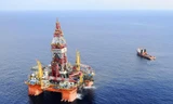 Giàn khoan Hải Dương 981 của Trung Quốc hạ đặt trái phép trên vùng biển chủ quyền của Việt Nam.