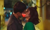 Khả Ngân cười nghiêng ngả khi xem lại cảnh chạm môi với Thanh Sơn trong "11 Tháng 5 Ngày"