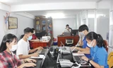 Tổ thông tin phòng, chống COVID-19 của Thành Đoàn Cần Thơ làm việc không ngừng nghỉ để cung cấp những thông tin chuẩn xác nhất 