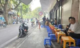 Hà Nội: Cho thuê vỉa hè thế nào hiệu quả? 