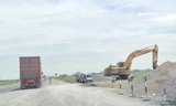 Thi công đoạn cao tốc Cao Bồ - Mai Sơn, sẽ thông xe trong tháng 12 này Ảnh: Phạm Thanh